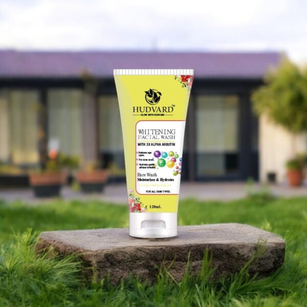 Alpha Arbutin Whitening Facial Wash – Key Features